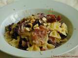 Farfalle au radicchio rouge, speck et noisettes / Farfalle con radicchio rosso, speck e nocciole