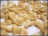 Orecchiette, maccheroncini et cavatelli faits maison: pâtes typique des Pouilles