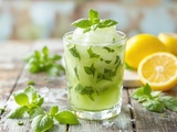 Granité basilic-citron : la fraîcheur maison en 3 minutes