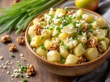 Salade de pommes de terre originale qui fait toujours un carton à table