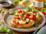 Vous ne croirez pas que cette bruschetta tomate-mozza prête en 10 min sent autant l’Italie