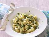 Tortellinis sans gluten avec pesto de persil et noix