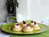 Vol-au-vent avec fromage crémeux, thon et tomates confites (même sans gluten)