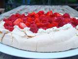 Pavlova aux fruits rouges