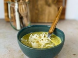 Velouté d’asperges et pois cassés au parmesan