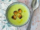 Velouté de petits pois au Boursin, croutons de pain aillés à l’huile d’olive