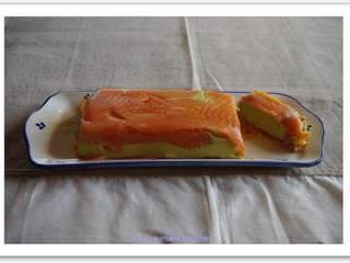 Mousse d'asperge et truite fumee