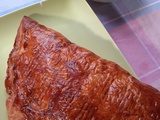 Chausson au fromage ail et fines herbes et bacon