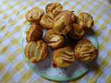 Gâteaux aux pommes à la crème fraiche