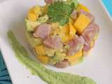 Tartare de thon mangue avocat, sauce coriandre au lait de coco