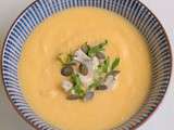 Velouté de céleri-rave au roquefort et graines de courge