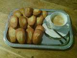 Madeleines aux raisins blonds moelleux