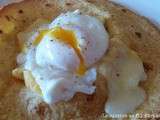 Oeufs pochés au reblochon sur tortillas de maïs