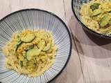 Pâtes au curry de surimi et courgettes