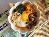 Version du bibimbap aux nouilles de konjac