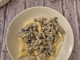 Penne au thon, champignons et crème