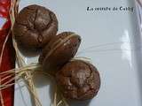 Macarons chocolat fourrés au caranougat