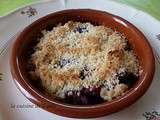 Mini-crumble aux pommes et fruits rouges