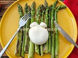 Asperge rôtie et burrata crémeuse, entrée facile pour le printemps