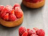 Tartelettes fraises gariguettes, framboise et rhubarbe