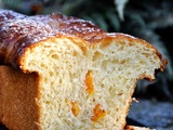 Brioche à l'eau de fleurs d'oranger et clémentines de Corse confites