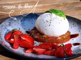 Burrata, fraises et tomate ancienne à la crème de vinaigre balsamique