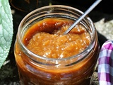 Confiture de rhubarbe à la vanille, étoiles de Badiane, cannelle et clous de Girofle