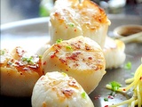 Noix de Saint-Jacques et fines pâtes citronnées, sauce corail