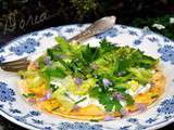 Omelette brouillée, crème de fêta aux herbes du jardin