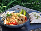 Pad Thaï aux courgettes, poivrons & blancs de poulet rôtis