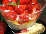 Verrines à la fraise & fromage blanc du crémier
