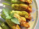 Fleurs de courgette farcies à la chair de courgette, tomates séchées, basilic et Philadelphia