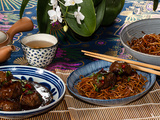 Boulettes de boeuf, sauce Général Tao et nouilles sautées