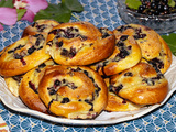 Brioches escargot au cassis et crème pâtissière