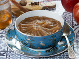 Compote de pommes aux quatre épices et au miel