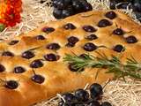 Focaccia aux raisins ou schiacciata con l’uva