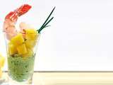 Verrines d'avocat, mangue, crevettes