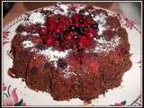 Gâteau au chocolat et fruits rouges