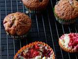 Muffins aux fruits rouges et pépites de chocolat blanc