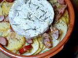 Gratin de pommes de terre, saucisse fumée et camembert