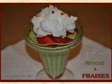 Ile flottante pistache et fraises