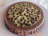 Tarte-cake au chocolat garnie de crème patissière et pépites de chocolat