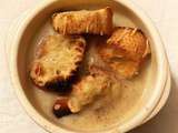 Soupe de chou-fleur aux croûtons au fromage