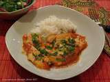 Escalopes de poulet, sauce express à la pâte de cari