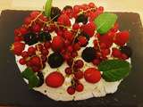 Pavlova sans oeufs aux fruits rouges