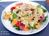 Salade de ravioles au melon et jambon de pays