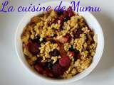 Crumble aux pommes et fruits rouge