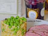 Magret de canard cuit à basse température, confiture de cerise à l'ail noir et risotto aux petits pois