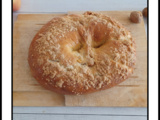 Brioche polonaise aux pommes caramélisées et aux noix