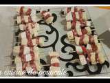 Mini brochettes saucissons camembert